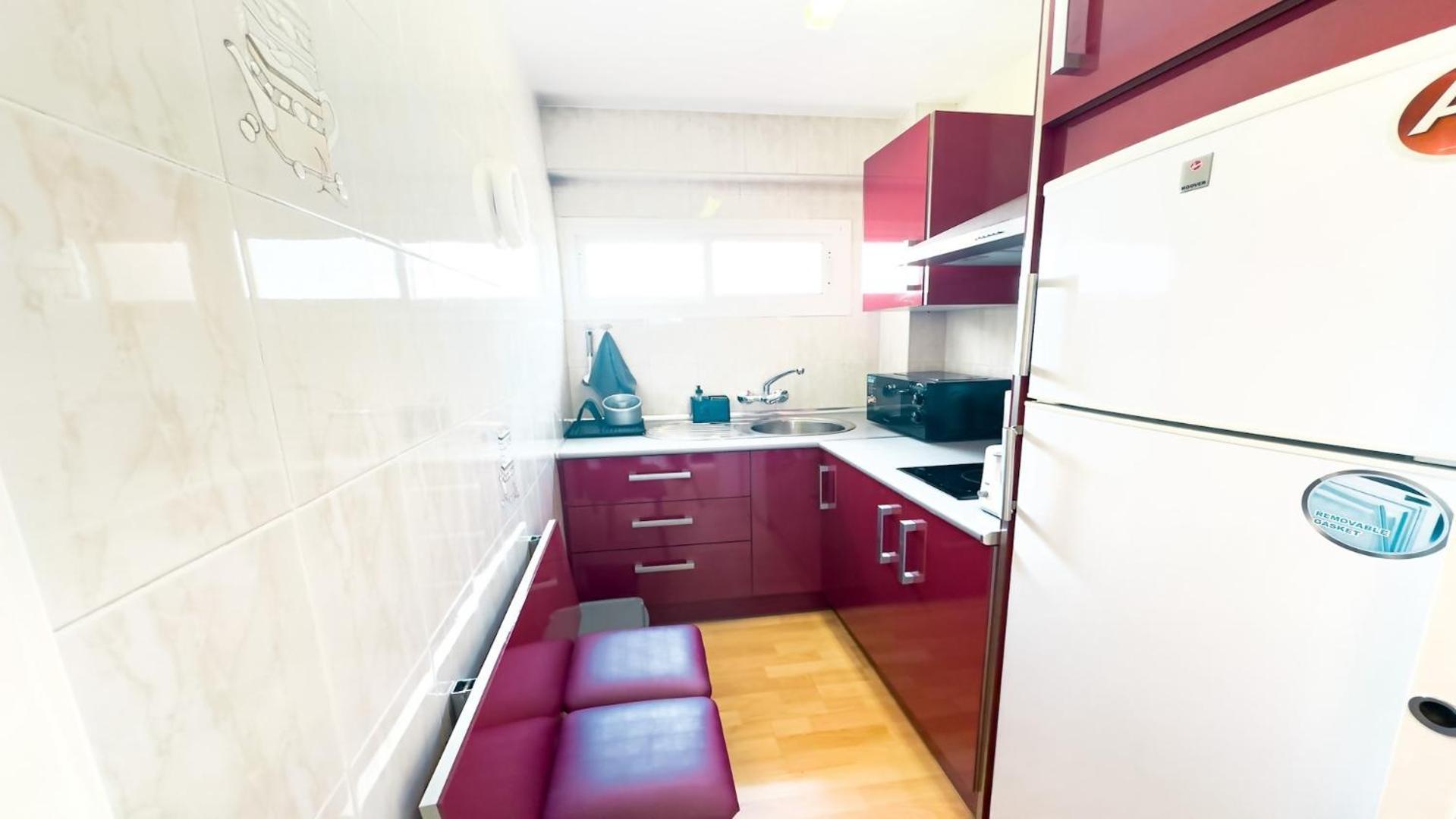 Comfy And Cozy Stay Piscis เบนัลมาเดนา ภายนอก รูปภาพ
